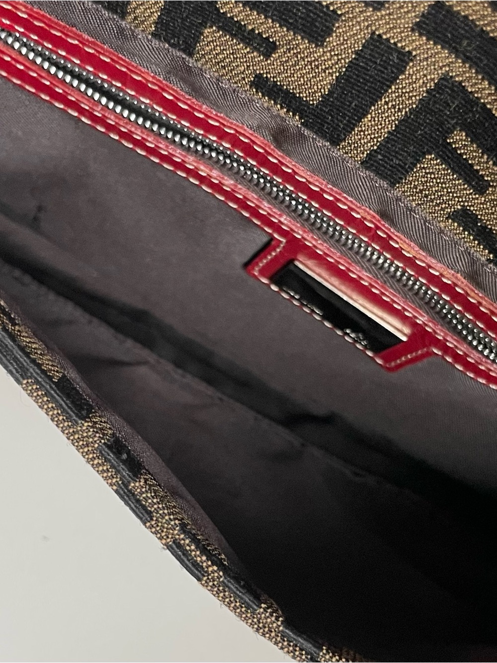 Fendi Zucca Baguette Brown Monogram Red Leather Shoulder Bag Authenticated - Picture 9 of 13
